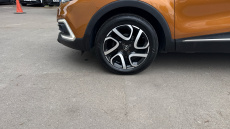 Renault Captur 0.9 TCE 90 Iconic 5dr Petrol Hatchback